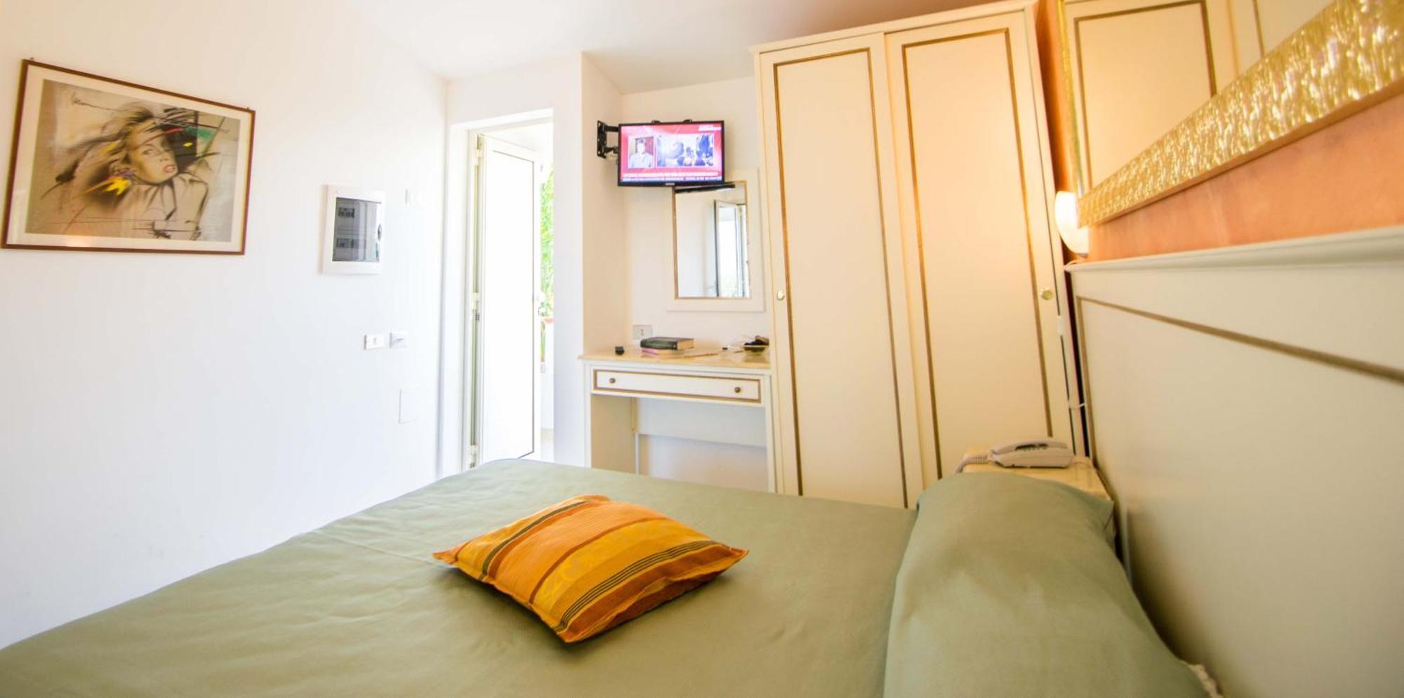 Hotel Resort Rocca Di Vadaro Capo Vaticano Kamer foto